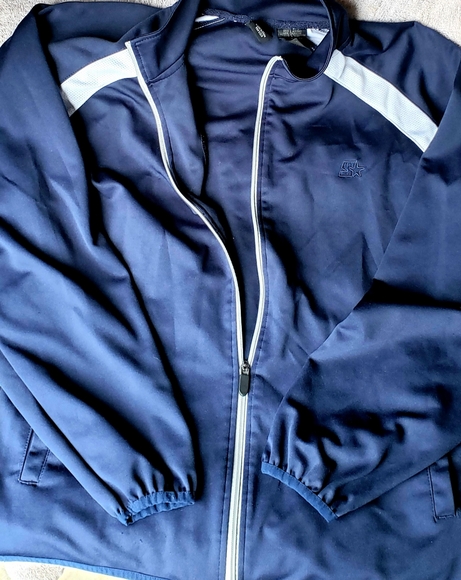 *****SOLD*****          STARTER ☆ Athletic Zip Up - Picture 6 of 10